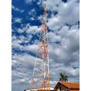 Torre Triangular